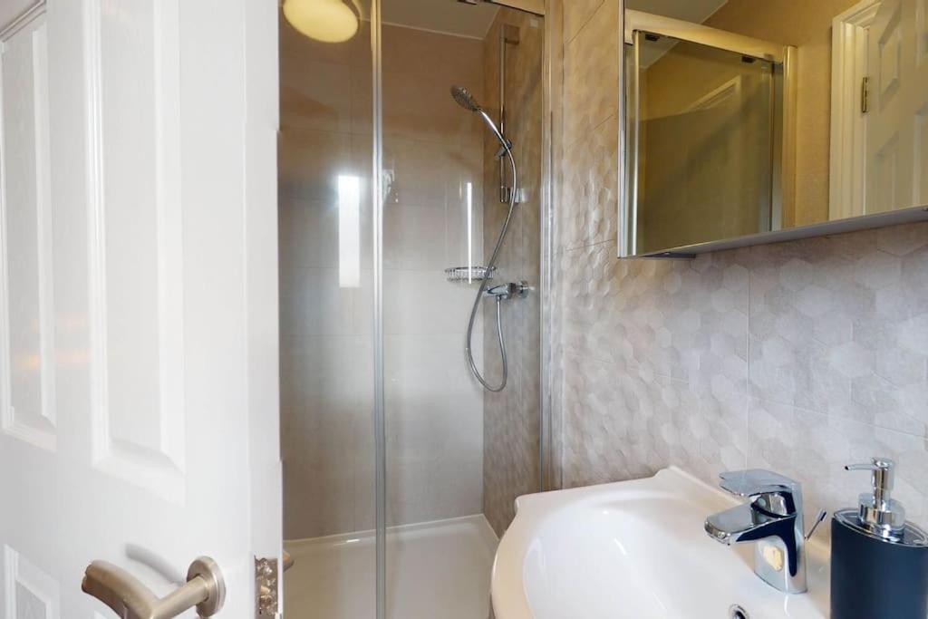 The Oxford Lodge - Ensuite Rooms Экстерьер фото